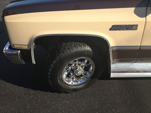 1986 GMC 2500 Suburban, NO RUST, 454, auto, Beautiful Truck, image 10