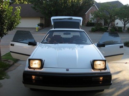 1983 toyota celica supra hatchback 2-door 2.8l