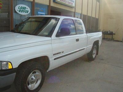 Laramie slt, 1 owner,   nationwide warranty !! money back gurantee !!