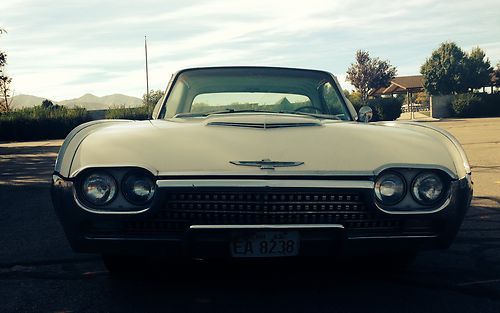 Gorgeous 1962 ford thunderbird hardtop 390 working p/s p/b nice !!