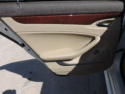 Premium 3.6L NAV CD Keyless Entry Power Door Locks Pass-Through Rear Seat ABS, image 19