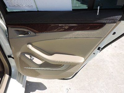 Premium 3.6L NAV CD Keyless Entry Power Door Locks Pass-Through Rear Seat ABS, image 20