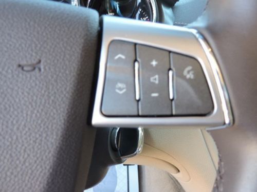 Premium 3.6L NAV CD Keyless Entry Power Door Locks Pass-Through Rear Seat ABS, image 31