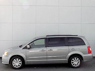 New 2014 chrysler town &amp; country tv/dvd leather 3rd row