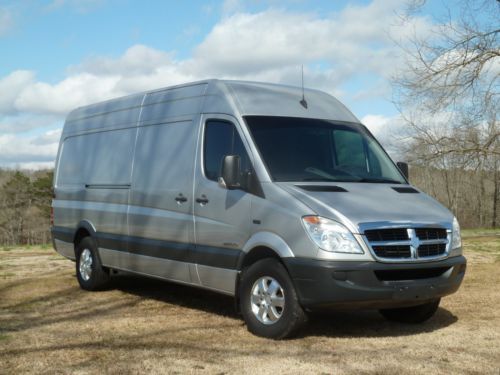 2008 dodge sprinter 2500 base standard cargo van 3-door 3.0l