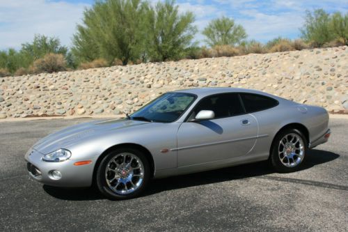 2001 jaguar xkr coupe 2-door 4.0l supercharged. pristine condition very fast.