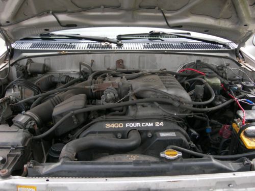 TOYOTA 4 RUNNER 4X4,RUNS PERFECT,NO RESERVE,5SPD, image 12