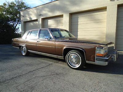 1986 cadillac fleetwood brougham/lowmiles!wow!nice!warranty!look!