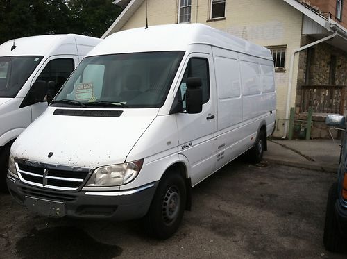 2006 dodge sprinter 2500, 3 door standard van, new transmission!