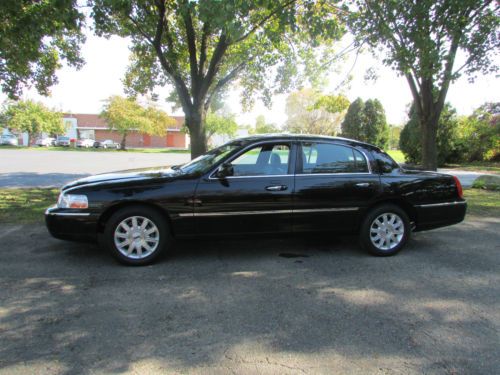 2008 lincoln town car executive l sedan 4-door 4.6l