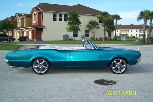 1966 oldsmobile cutlass convertible