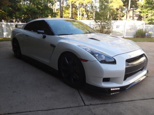 Pearl white - carbon fiber + tons of mods / 24k miles / nc