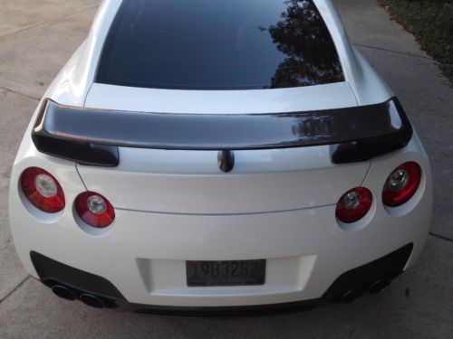 Pearl White - Carbon Fiber + Tons of Mods / 24K Miles / NC, US $69,999.00, image 2