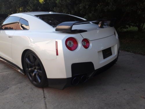 Pearl White - Carbon Fiber + Tons of Mods / 24K Miles / NC, US $69,999.00, image 3