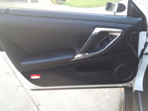 Pearl White - Carbon Fiber + Tons of Mods / 24K Miles / NC, US $69,999.00, image 23