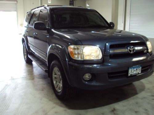 2005 toyota sequoia limited sport utility 4-door 4.7l