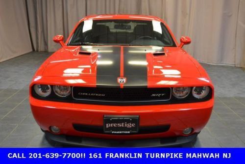 2009 dodge challenger srt8 manual coupe 6.1l low miles!! we finance!!