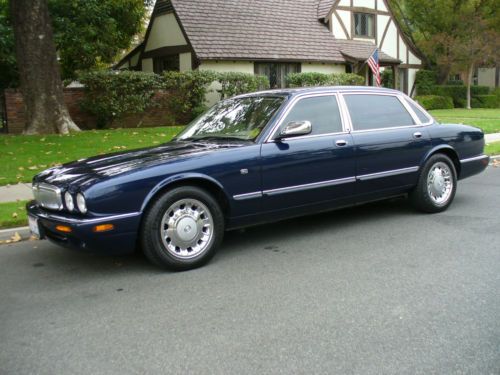 Stunning california rust free jaguar xj8 vanden plas model 66,000 original miles