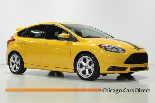 13 focus st 5dr 6-speed navigation moonroof recaro hid rare 202a opts 5k miles