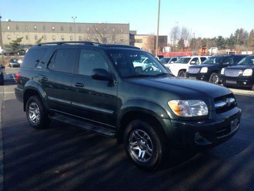 2006 toyota sequoia sr5 4x4 108k miles pa.inspected runs good 3rd row