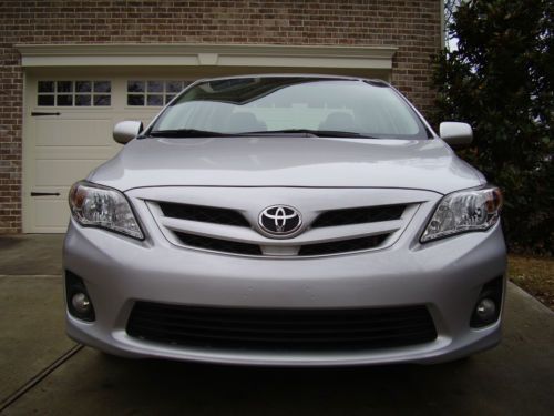 2012 toyota corolla le sedan 4-door loaded mint condition low miles