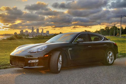 2010 porsche panamera turbo hatchback 4-door 4.8l