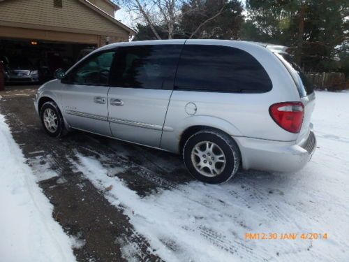 2001 Dodge Grand Caravan ES Mini Passenger Van 4-Door 3.8L All Wheel Deive, image 4