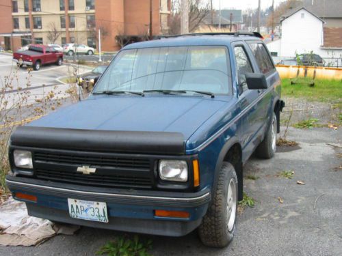 1991 chevrolet s-10 blazer sport 2dr, 4x4,low miles, owned since 1991
