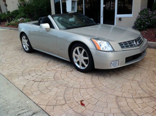 2006 cadillac xlr base convertible 2-door 4.6l