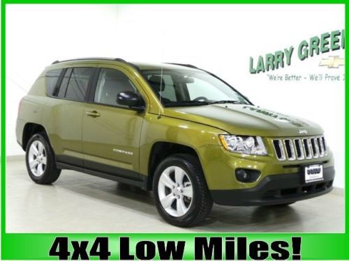 4x4 tint cd power ac fog lights floor mats alloys 5 speed auto flat load storage