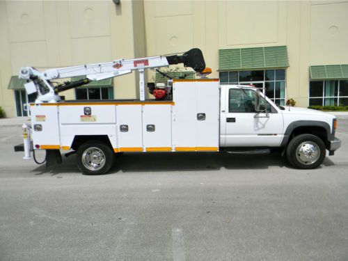 GMC CHEVY 3500 HD DIESEL MECHANICS UTILITY SERVICE IMT HYD. 6000 LB CRANE TRUCK, image 2