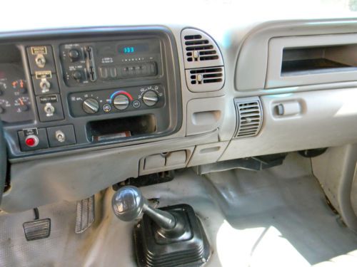 GMC CHEVY 3500 HD DIESEL MECHANICS UTILITY SERVICE IMT HYD. 6000 LB CRANE TRUCK, image 20