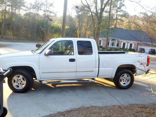 2004 chevrolet silverado 1500 z71 extended cab pickup 4-door 5.3l