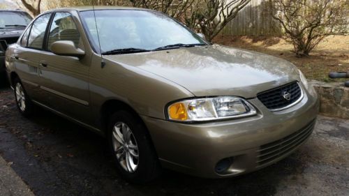 2001 nissan sentra gxe sedan 4-door 1.8l color beige, great condition 115k