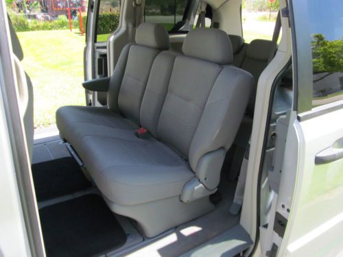 2008 TOWN AND COUNTRY LX MINI VAN - 2 OWNER ACCIDENT FREE - 4 NEW TIRES TODAY!, US $10,900.00, image 22