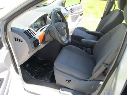 2008 TOWN AND COUNTRY LX MINI VAN - 2 OWNER ACCIDENT FREE - 4 NEW TIRES TODAY!, US $10,900.00, image 26