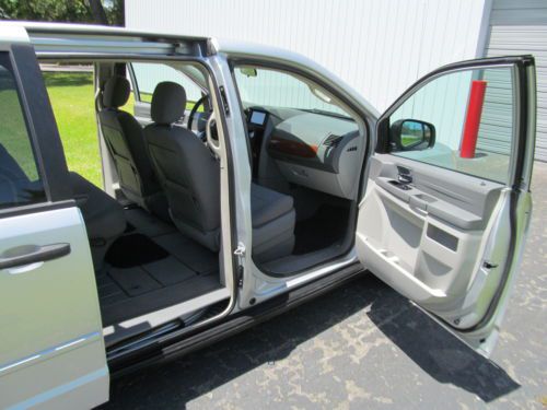 2008 TOWN AND COUNTRY LX MINI VAN - 2 OWNER ACCIDENT FREE - 4 NEW TIRES TODAY!, US $10,900.00, image 35
