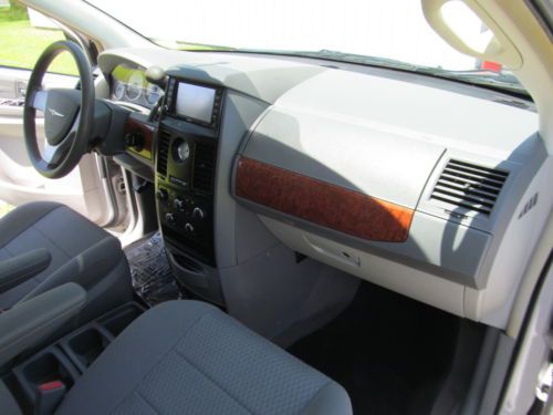 2008 TOWN AND COUNTRY LX MINI VAN - 2 OWNER ACCIDENT FREE - 4 NEW TIRES TODAY!, US $10,900.00, image 37