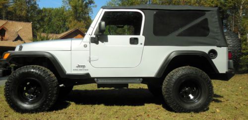 Lifted!  low miles!!!  great shape!
