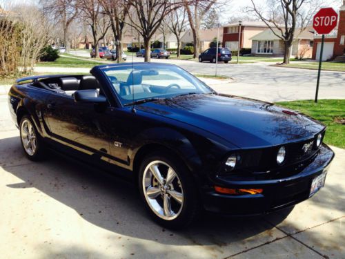 2007 ford mustang gt convertible 2-door 4.6l