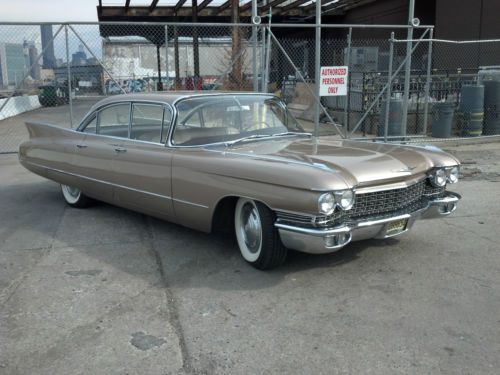 1960 Cadillac Sedan De Ville Series 62 with Dealer Installed Air, image 3