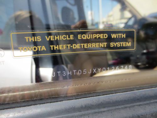 NO RESERVE - low miles, leather, CD changer, 3 row seating, sunroof, 4WD, AWD, image 36