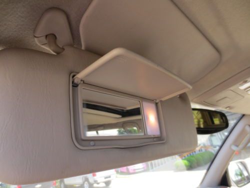 NO RESERVE - low miles, leather, CD changer, 3 row seating, sunroof, 4WD, AWD, image 51