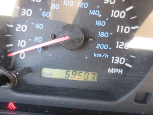 NO RESERVE - low miles, leather, CD changer, 3 row seating, sunroof, 4WD, AWD, image 63