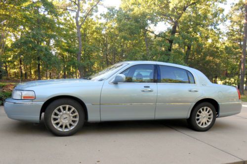 2007 lincoln town car signature sedan 4-door 4.6l