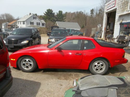 1986 porsche 944 base coupe 2-door 2.5l