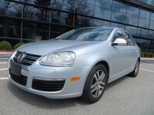 One owner 5 speed tdi diesel smoke free sunroof michelin tires alloy wheels