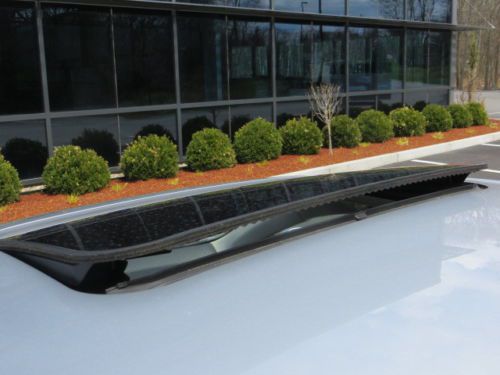 ONE OWNER 5 SPEED TDi DIESEL SMOKE FREE SUNROOF MICHELIN TIRES ALLOY WHEELS, image 14