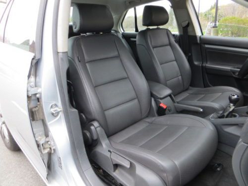 ONE OWNER 5 SPEED TDi DIESEL SMOKE FREE SUNROOF MICHELIN TIRES ALLOY WHEELS, image 25