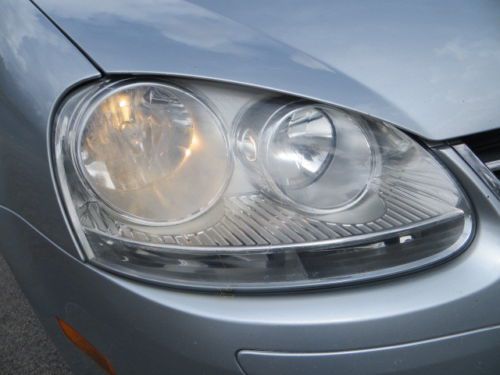 ONE OWNER 5 SPEED TDi DIESEL SMOKE FREE SUNROOF MICHELIN TIRES ALLOY WHEELS, image 54